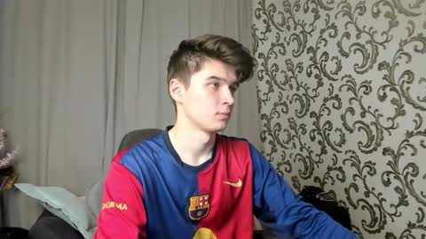 Snapshot of sherlockmax chatting on 10/12/25, 07:13 Max online show from 10/12/25, 07:13