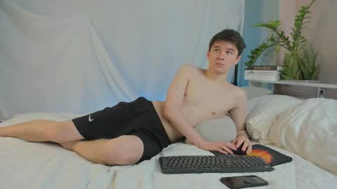 Max online show from 03/07/26, 08:17