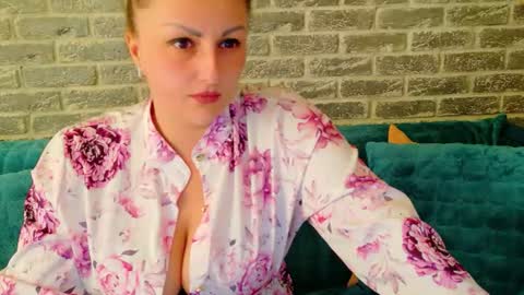 Snapshot of sherry_french chatting on 07/30/26, 03:33 Sherry online show from 07/30/26, 03:33
