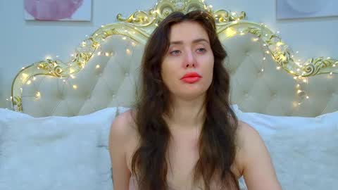 Sherry online show from 12/17/25, 06:30