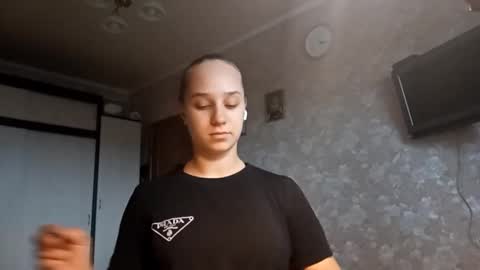 Snapshot of sherrynanna chatting on 09/25/25, 01:15 Amanda online show from 09/25/25, 01:15