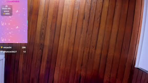 mia online show from 02/03/25, 02:13