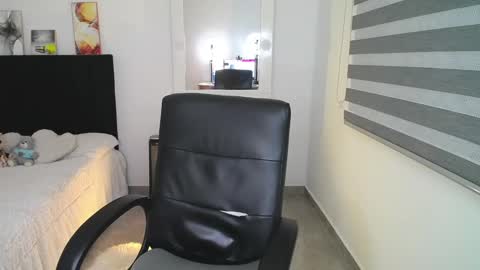 Snapshot of sheryl_stone2 chatting on 02/04/25, 06:25 Sheryl Stone2 online show from 02/04/25, 06:25