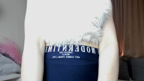 Snapshot of sherylllammey chatting on 04/23/26, 07:27 Sara online show from 04/23/26, 07:27