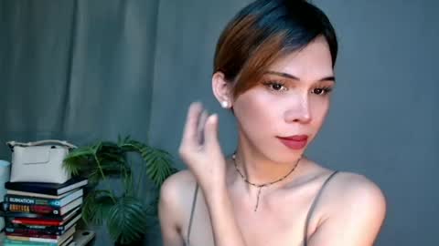 Lana But you can spell it backwards online show from 04/22/26, 02:36