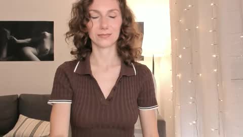 shesleepsnaked online show from 04/14/26, 04:35