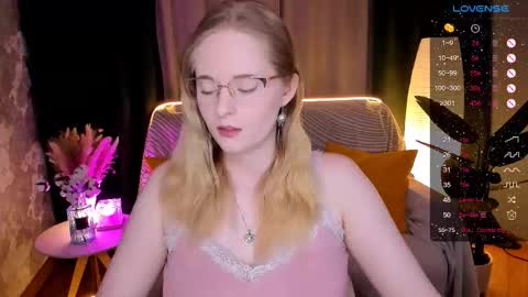 Hello guys my name is Aemilia online show from 02/17/26, 02:41