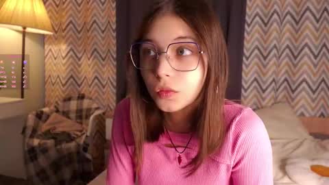 Iris online show from 09/19/25, 11:11