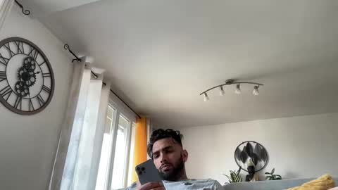 shida109 online show from 04/18/26, 11:25