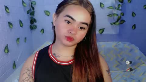 shimilove online show from 02/02/25, 02:02