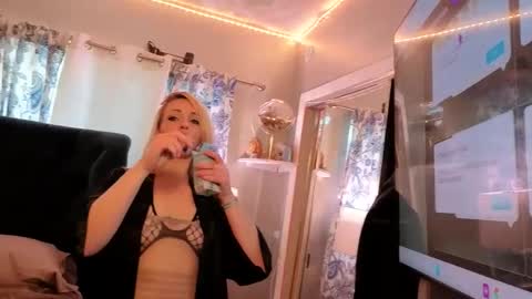 lia pnelli online show from 03/04/26, 08:59