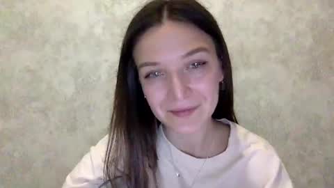 Snapshot of shining_pearl chatting on 04/28/26, 07:19 Jesica online show from 04/28/26, 07:19
