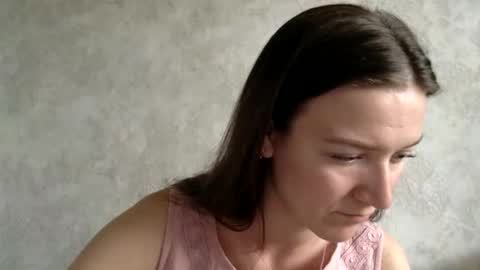 Snapshot of shining_pearl chatting on 05/08/26, 01:27 Jesica online show from 05/08/26, 01:27