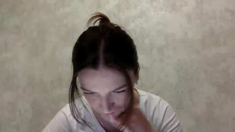 Snapshot of shining_pearl chatting on 05/10/26, 07:41 Jesica online show from 05/10/26, 07:41