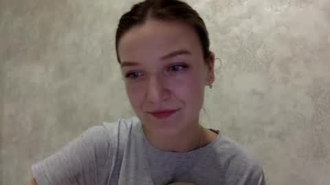 Snapshot of shining_pearl chatting on 05/29/26, 08:40 Jesica online show from 05/29/26, 08:40