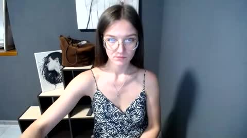 Jesica online show from 06/26/26, 09:57