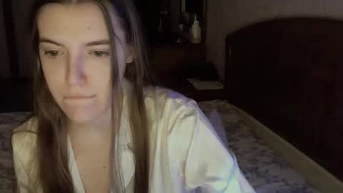 shiraha___rafieru online show from 11/04/25, 09:58