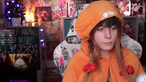 Snapshot of shirayuki_hime chatting on 01/24/25, 06:35 Im Lilu Rosenblum Guys I have ----Ill be glad to see you there online show from 01/24/25, 06:35