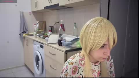 Snapshot of shirayuki_hime chatting on 09/28/25, 06:13 Im Lilu Rosenblum Guys I have ----Ill be glad to see you there online show from 09/28/25, 06:13