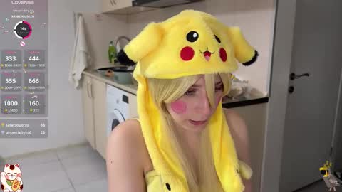 Snapshot of shirayuki_hime chatting on 10/31/25, 08:21 Im Lilu Rosenblum Guys I have ----Ill be glad to see you there online show from 10/31/25, 08:21