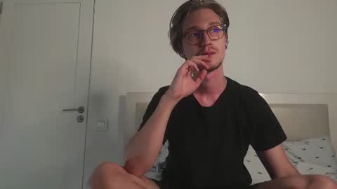 Matthew online show from 08/04/26, 04:42