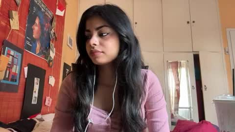 Karin online show from 04/15/26, 10:11