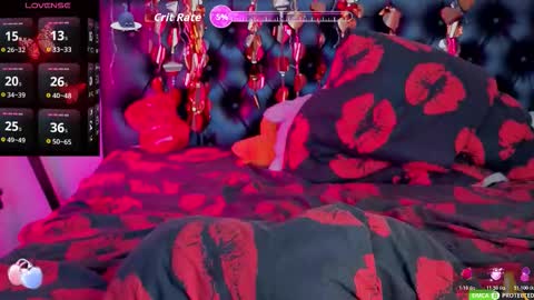 Snapshot of shirleythomas chatting on 02/11/26, 10:42 Shirley Thomas online show from 02/11/26, 10:42