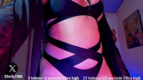 Snapshot of shirly_adamsss chatting on 12/21/24, 01:42 Shirley Freelance Model online show from 12/21/24, 01:42