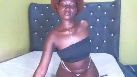 Shi-ro online show from 02/19/25, 11:25