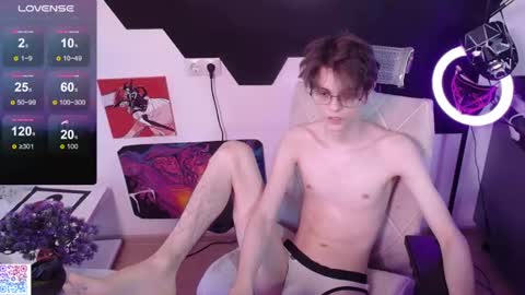 shiromy_ online show from 07/16/26, 05:08