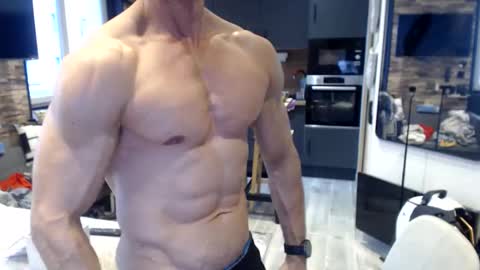 shiteaterslav online show from 04/29/26, 05:41