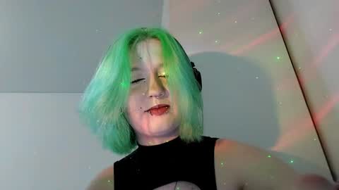 Xena online show from 05/17/26, 03:19