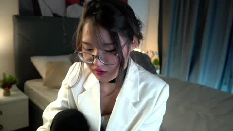 Snapshot of shonnabeed chatting on 04/02/26, 11:08 Naomi online show from 04/02/26, 11:08