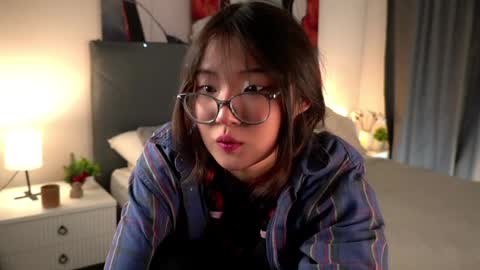 Snapshot of shonnabeed chatting on 04/03/26, 11:08 Naomi online show from 04/03/26, 11:08