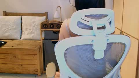 Mori online show from 12/17/25, 01:22