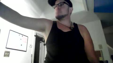 shortmel online show from 10/18/25, 04:26