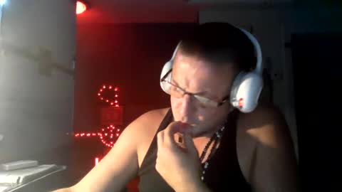 shortmel online show from 07/07/26, 07:23