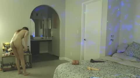 Snapshot of shotaroo chatting on 12/20/25, 12:45 shotaroo online show from 12/20/25, 12:45