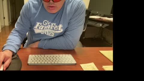 Chicago Guy online show from 04/05/26, 04:20