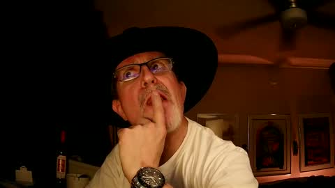 shrewtamer online show from 09/19/25, 04:03