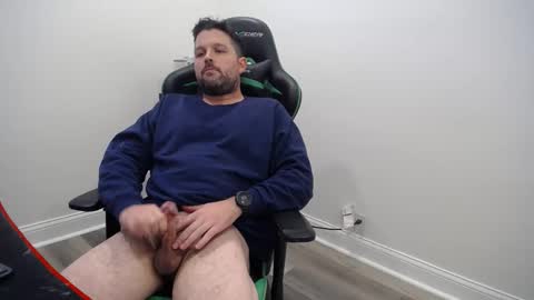 Snapshot of shroomhead5 chatting on 01/16/25, 09:30 shroom online show from 01/16/25, 09:30