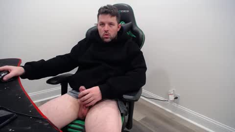 Snapshot of shroomhead5 chatting on 01/25/25, 01:10 shroom online show from 01/25/25, 01:10