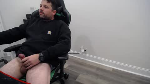 Snapshot of shroomhead5 chatting on 01/31/25, 11:24 shroom online show from 01/31/25, 11:24