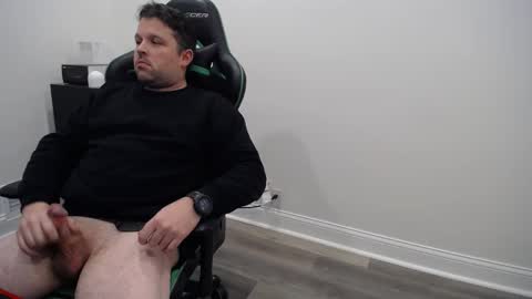 Snapshot of shroomhead5 chatting on 02/05/25, 09:18 shroom online show from 02/05/25, 09:18