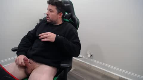 Snapshot of shroomhead5 chatting on 02/10/25, 10:53 shroom online show from 02/10/25, 10:53