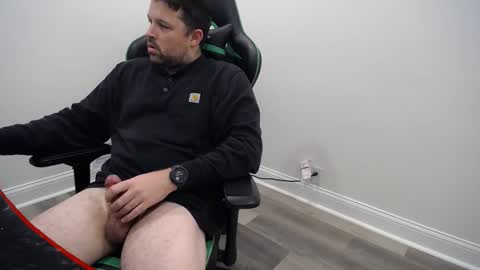 Snapshot of shroomhead5 chatting on 02/13/25, 09:51 shroom online show from 02/13/25, 09:51