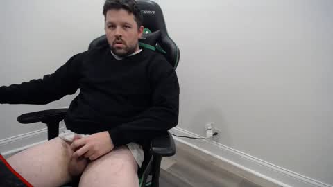 Snapshot of shroomhead5 chatting on 02/14/25, 09:45 shroom online show from 02/14/25, 09:45