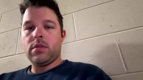 Snapshot of shroomhead5 chatting on 09/12/25, 12:05 shroom online show from 09/12/25, 12:05