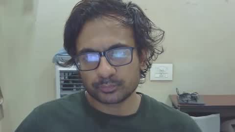 shubhamkhandelwal123 online show from 04/08/26, 03:23