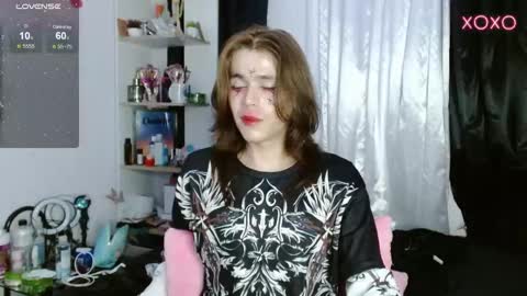 Shun White online show from 12/12/24, 03:32